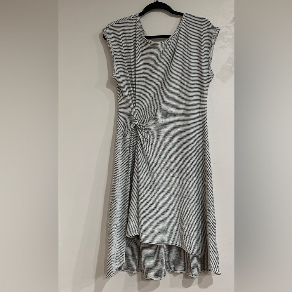 Max Studio White & Black Stripe Knotted flowy A-Line Dress - Women’s size Large - Picture 5 of 10